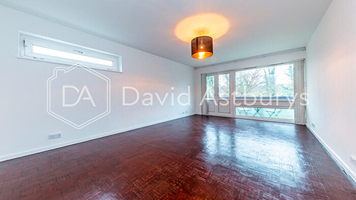 2 Bedroom Apartment To Rent In Stanhope Road, Highgate, London, N6