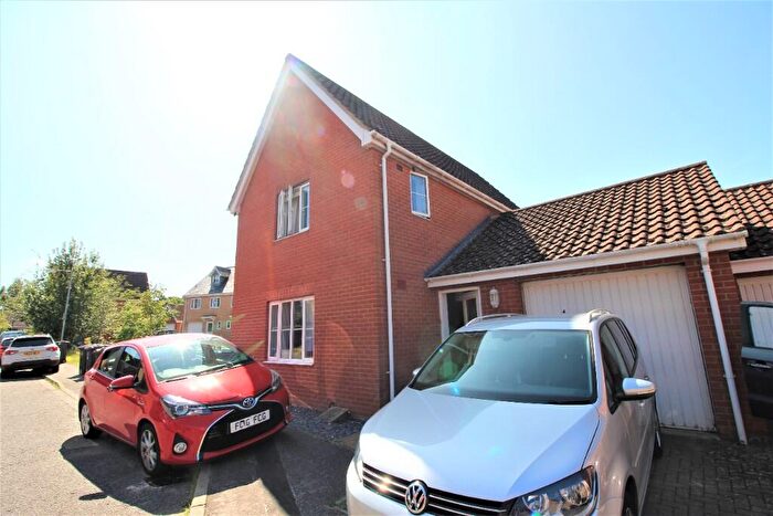4 Bedroom Detached House To Rent In Roe Drive, Norwich, Norfolk, NR5