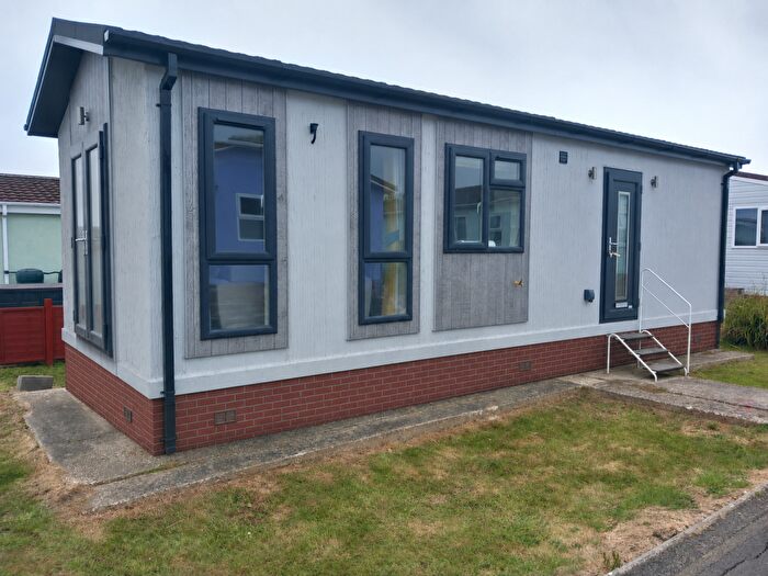 1 Bedroom Park Home For Sale In Cerne Villa Residential Park, DT3