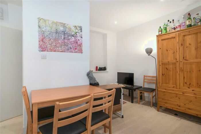 2 Bedroom Apartment To Rent In Great Eastern Street, Shoreditch, London, EC2A