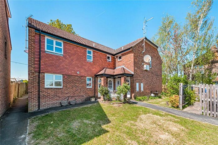 1 Bedroom Apartment For Sale In Fair Place, South Road, Wivelsfield Green, Haywards Heath, RH17