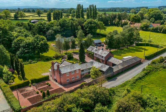 5 Bedroom Detached House For Sale In Kingsland, HR6