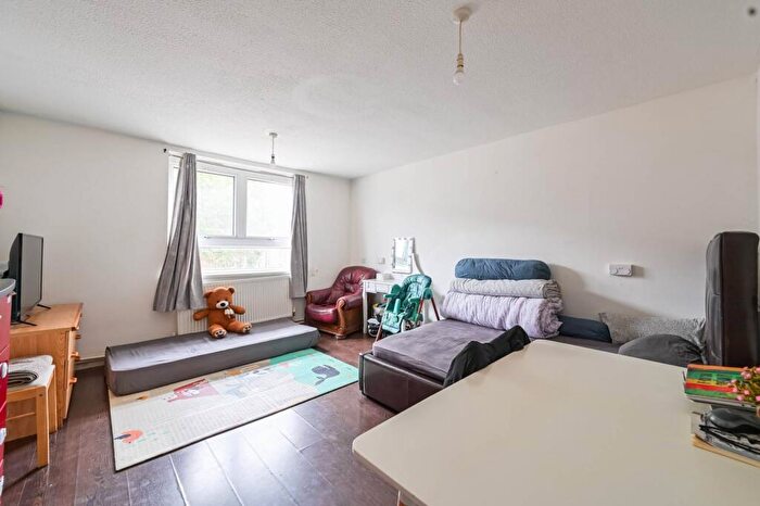 1 Bedroom Flat For Sale In Sussex Way, Archway, London, N19