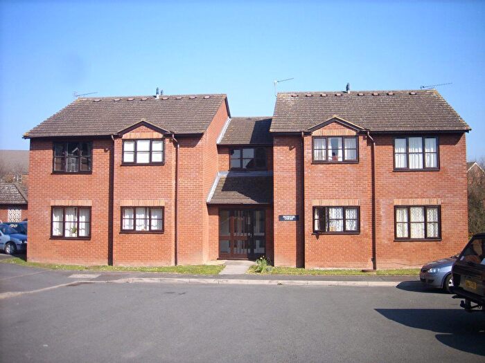 1 Bedroom Flat To Rent In Minster Court, Belmont, Hereford, HR2