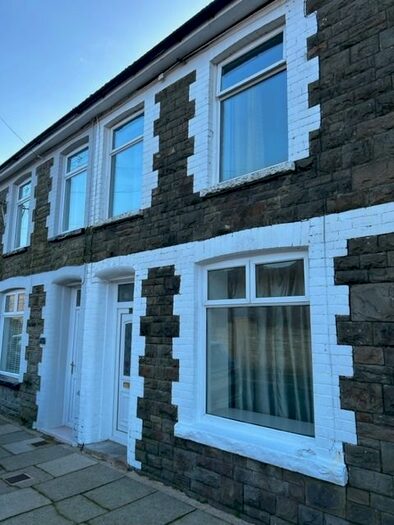 3 Bedroom Terraced House To Rent In New Street, Ferndale, CF43