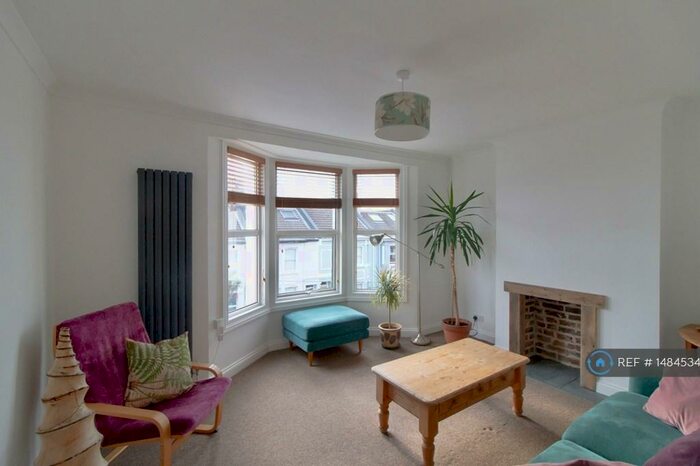 3 Bedroom Maisonette To Rent In Bonchurch Road, Brighton, BN2