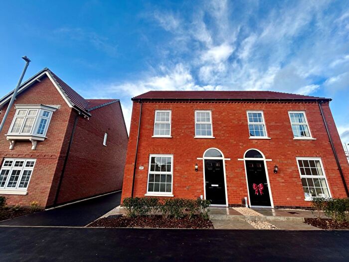 3 Bedroom Semi-Detached House To Rent In Wainwright Road, Coalville, LE67