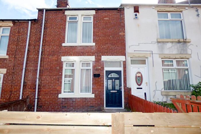 2 Bedroom Terraced House To Rent In Helmsdale Avenue, Felling, NE10