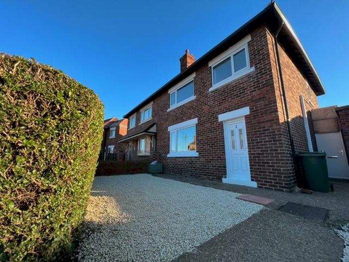 3 Bedroom House To Rent In Wortley Avenue, Conisbrough, Doncaster, DN12
