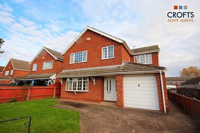 4 Bedroom Detached House For Sale In Stallingborough Road, Immingham, DN40