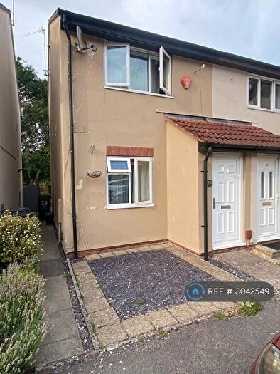2 Bedroom Semi Detached House To Rent In Chives Way, Swindon, SN2