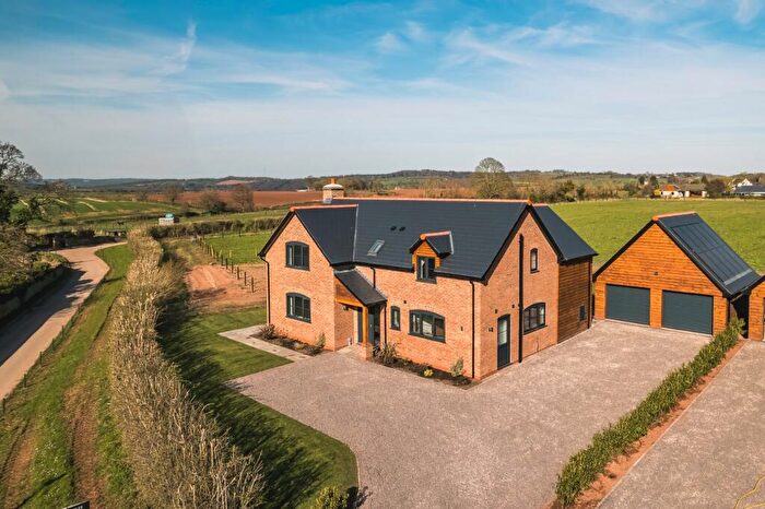 4 Bedroom Detached House For Sale In Townsend Farm Cottages, Brampton Abbotts, Ross-on-Wye, Herefordshire, HR9