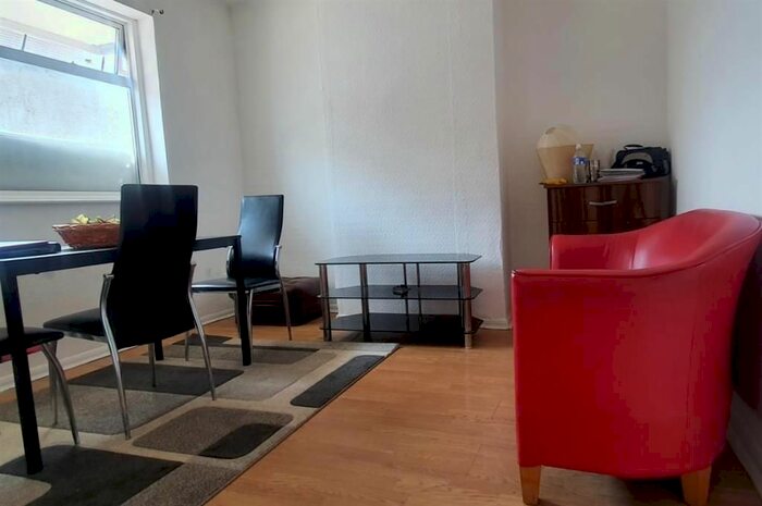 4 Bedroom Terraced House To Rent In Western Road, London, E13