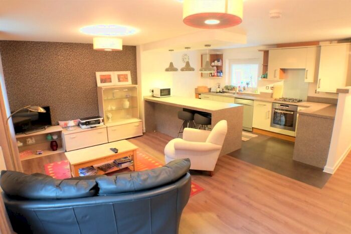 2 Bedroom Detached House To Rent In Copper Quarter, Copper Quarter, Swansea, SA1