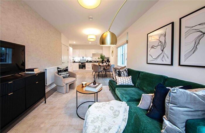 1 Bedroom Flat For Sale In Sunningdale Park, Berkshire, SL5