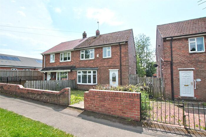3 Bedroom Semi Detached House To Rent In Coronation Avenue, Shildon, County Durham, DL4