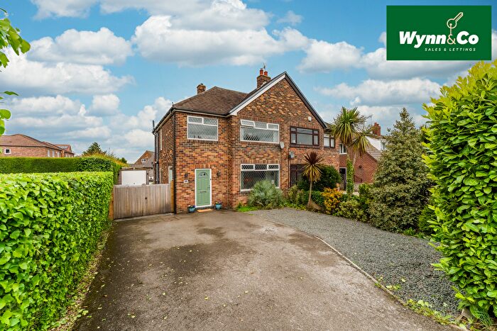 3 Bedroom Semi-Detached House For Sale In , Holmsley Lane, Woodlesford, Leeds, LS26