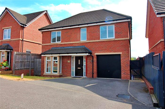 4 Bedroom Detached House For Sale In Leicester Square, Crossgates, Leeds, West Yorkshire, LS15