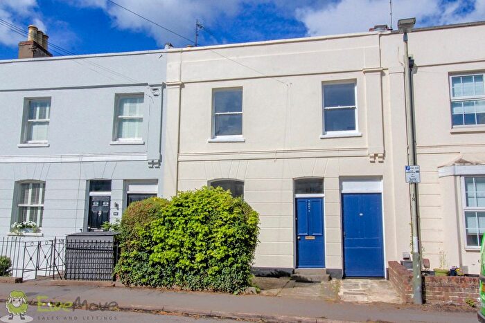 4 Bedroom Terraced House To Rent In Fairview Road, Cheltenham, GL52