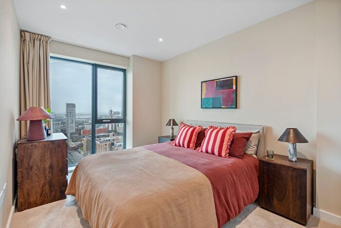 2 Bedroom Flat To Rent In Riverstone Heights, Reed Avenue, London, E3