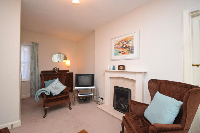 2 Bedroom End Of Terrace House For Sale In School Road, Coupar Angus, PH13