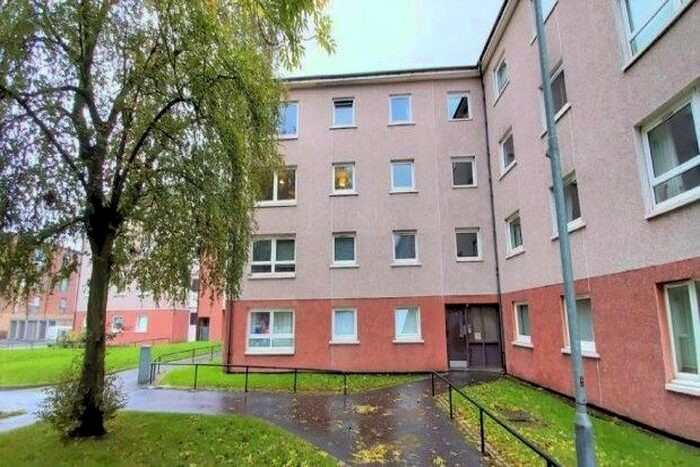 3 Bedroom Flat To Rent In Ferryden Court, Glasgow, G14