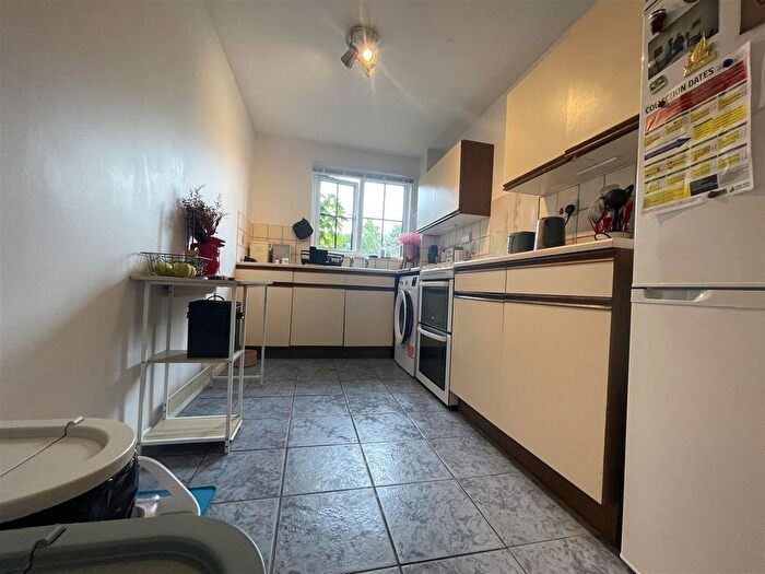 1 Bedroom Maisonette To Rent In Tylersfield, Abbots Langley, WD5
