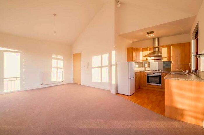 2 Bedroom Apartment To Rent In Lower Sunnybank Court, Meltham, HD9