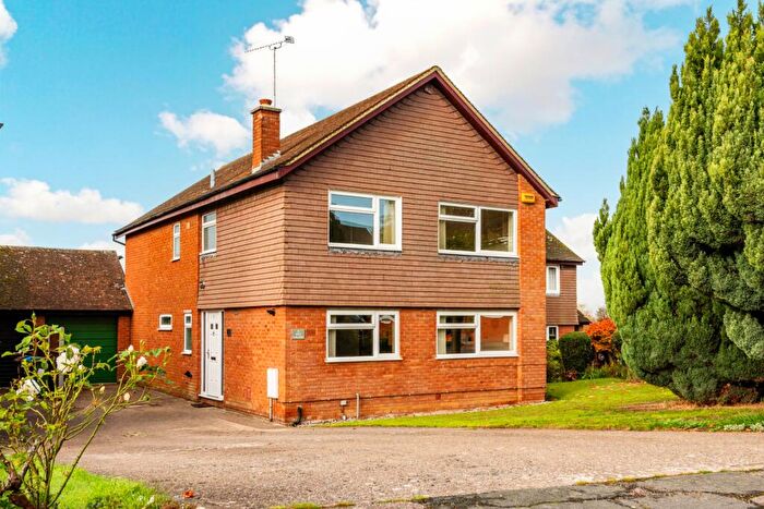 4 Bedroom Detached House For Sale In West Furlong, Padbury, Buckinghamshire, MK18