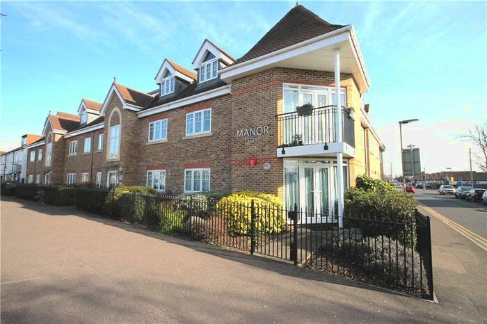 2 Bedroom Flat To Rent In Thorpe Road, Staines-Upon-Thames, Surrey, TW18