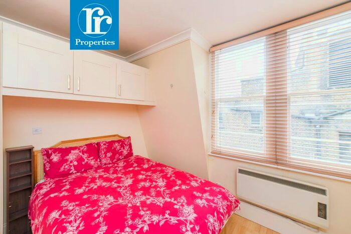 1 Bedroom Flat To Rent In White Horse Street, London, W1J