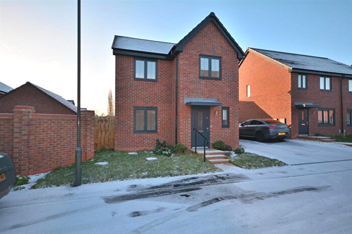4 Bedroom Detached House To Rent In Bridgeman Drive, Derby, DE22