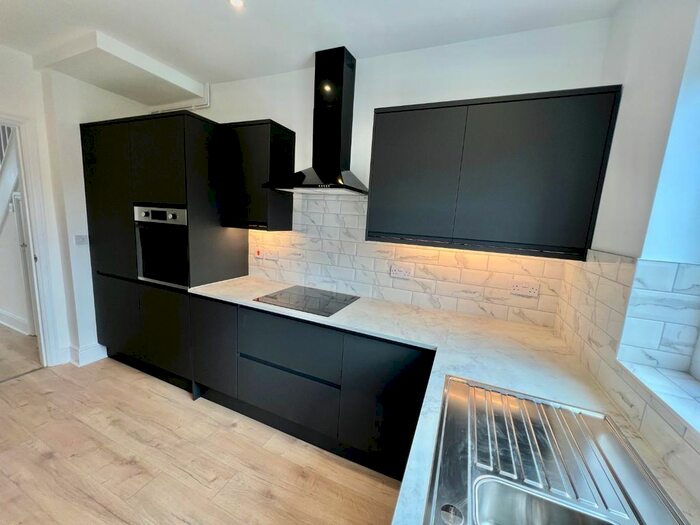 3 Bedroom Terraced House To Rent In New Queen Street, Kingswood, Bristol, BS15