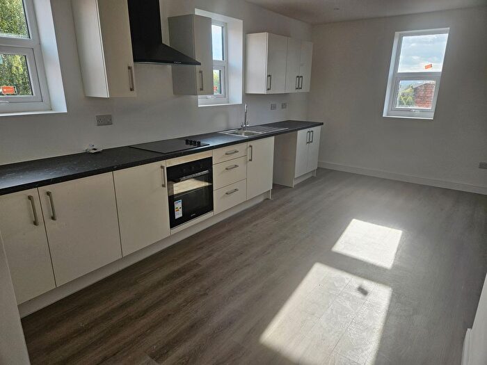 2 Bedroom Flat To Rent In The Shambles, Wednesbury, WS10