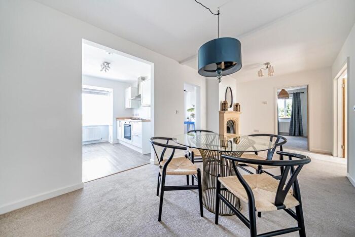 2 Bedroom Bungalow For Sale In Sandwich Road, Ash, CT3