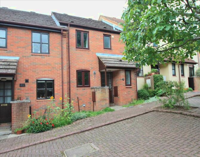 2 Bedroom Terraced House To Rent In Fairlight Drive, Uxbridge, UB8