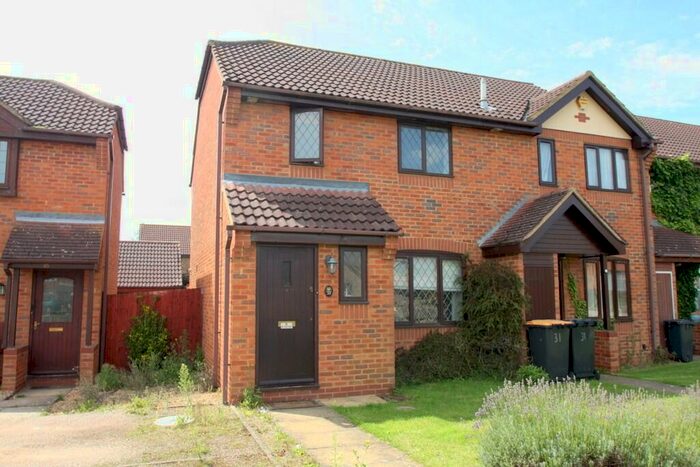 3 Bedroom End Of Terrace House To Rent In Deep Spinney, Bedford, Bedfordshire, MK40