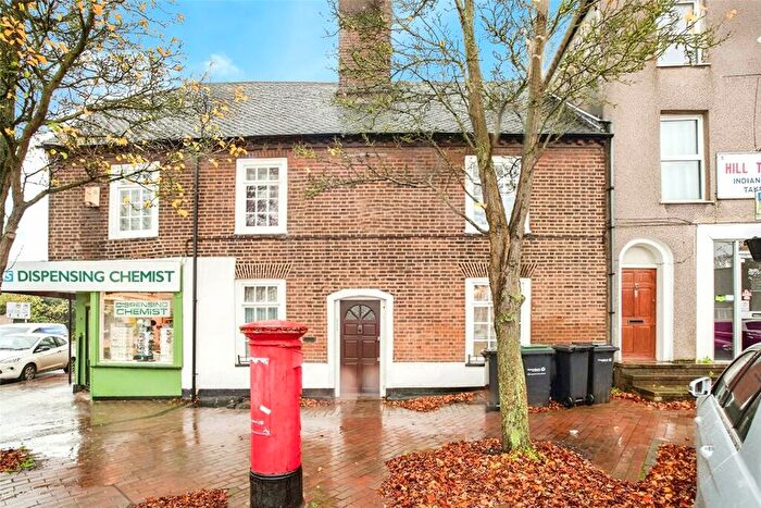 1 Bedroom Flat To Rent In The Hill, Northfleet, Gravesend, Kent, DA11