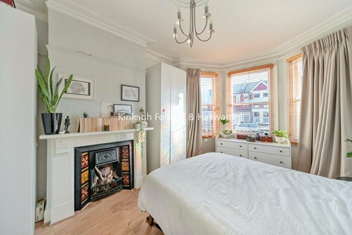 1 Bedroom Flat For Sale In Pembroke Road, Muswell Hill, N10