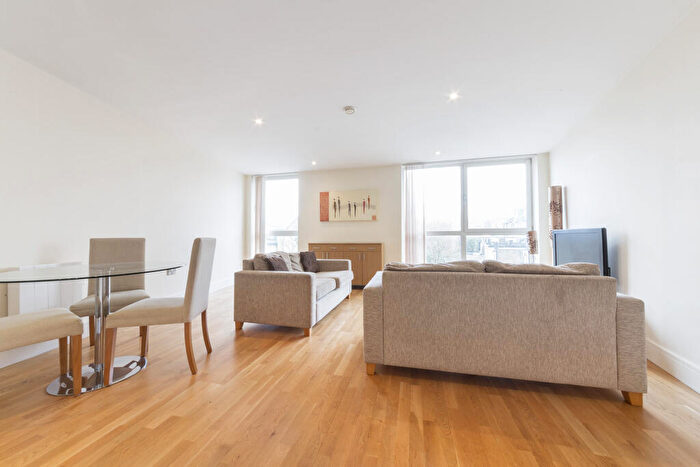 1 Bedroom Apartment To Rent In Drayton Park, London, N5