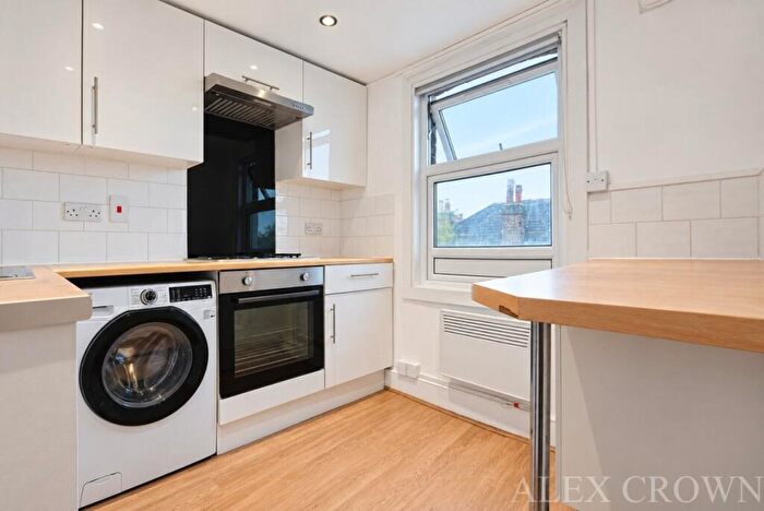 1 Bedroom Flat To Rent In Wightman Road, Harringay, N4