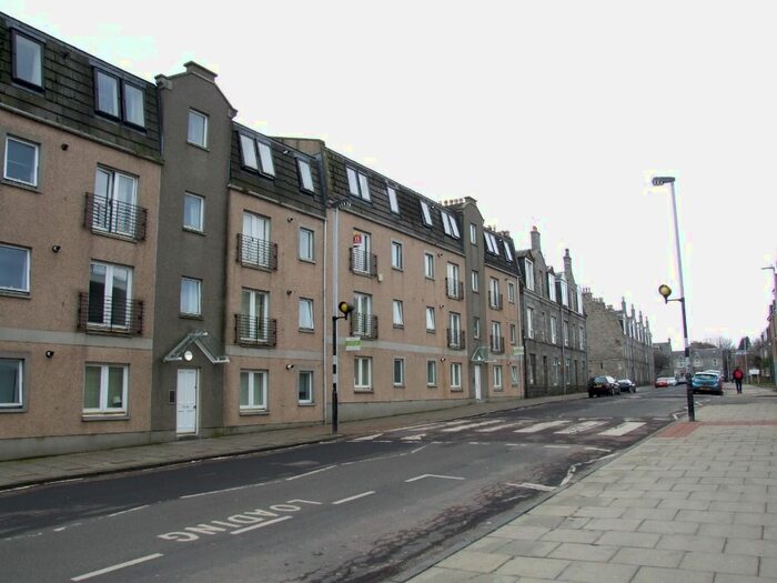 2 Bedroom Flat To Rent In Ardarroch Road, Pittodrie, Aberdeen, AB24