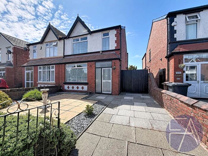 3 Bedroom Semi Detached House For Sale In Longford Road, Southport, Merseyside, PR8