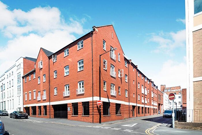 2 Bedroom Flat To Rent In Corner House, Windsor Place, Leamington Spa, CV32