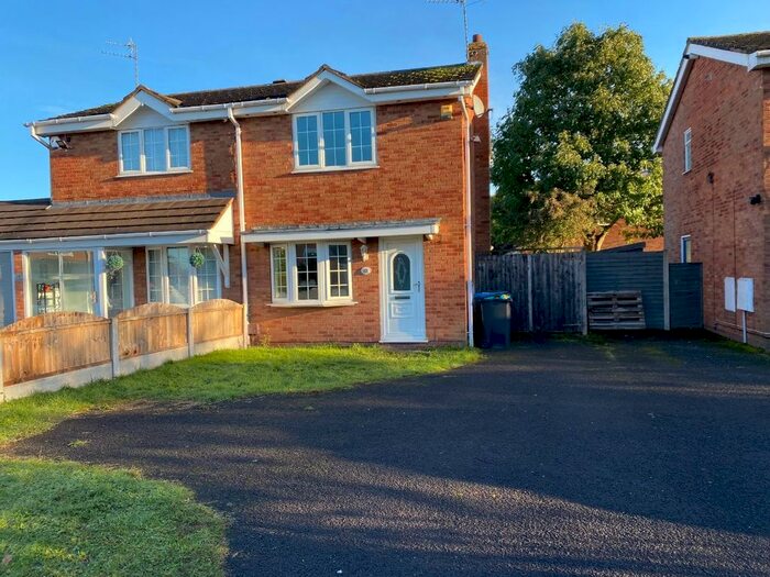 2 Bedroom Semi-Detached House To Rent In Baneberry Drive, Featherstone WV10