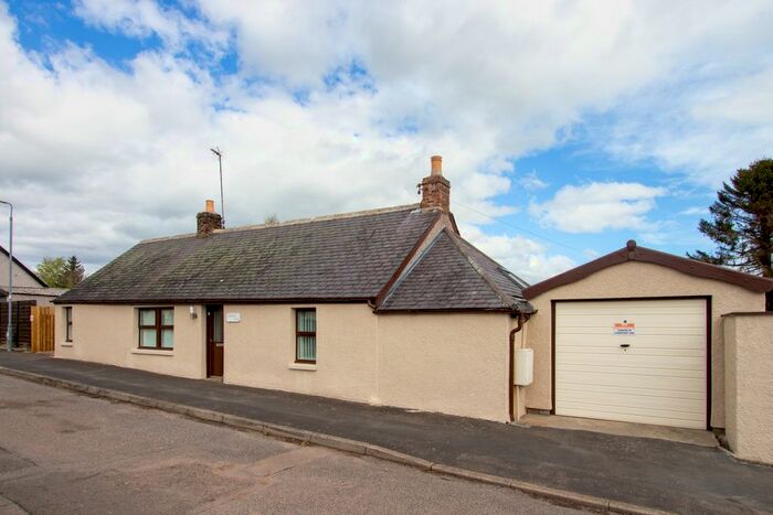 2 Bedroom Cottage For Sale In Main Street, Luthermuir, AB30