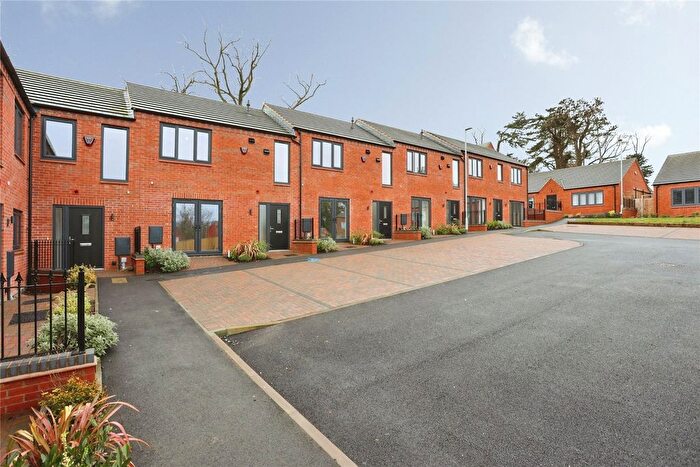 2 Bedroom Mews For Sale In Mable Close, Melton Mowbray, Leicestershire, LE13