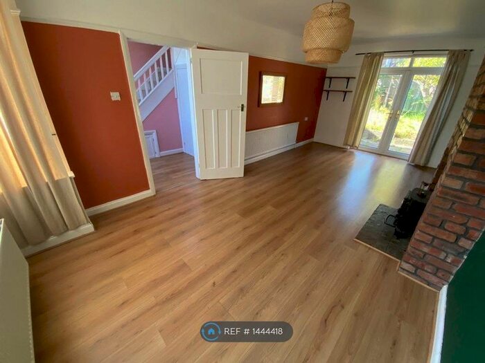 3 Bedroom Semi-Detached House To Rent In Lisleholme Road, Liverpool, L12