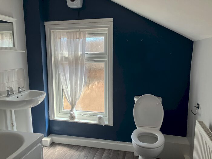 2 Bedroom Terraced House To Rent In Rutland Street, Grimsby, Lincolnshire, DN32