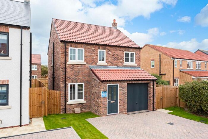 3 Bedroom Detached House For Sale In Southlands Grange, Bedale, DL8